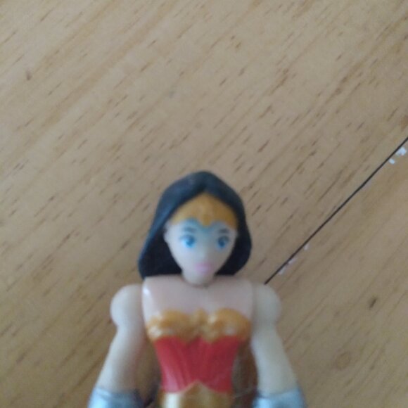 Imaginex Superhero Friends Wonder Woman toy figure - Picture 4 of 5